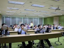 เทคนิคการบังคับควบคุมยานพาหนะ และการรับมือกับสถานการณ์ฉุกเฉิน Steering Control and Emergency Response